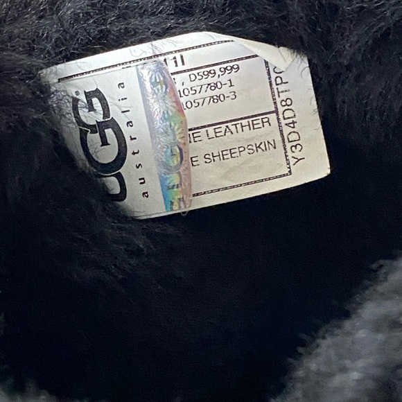 Uggs - Picture 5 of 6